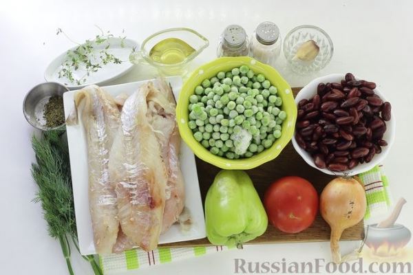 Филе трески с фасолью, горошком и овощами (в духовке)