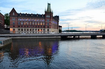Швеция отменила ПЦР-тесты при въезде в страну